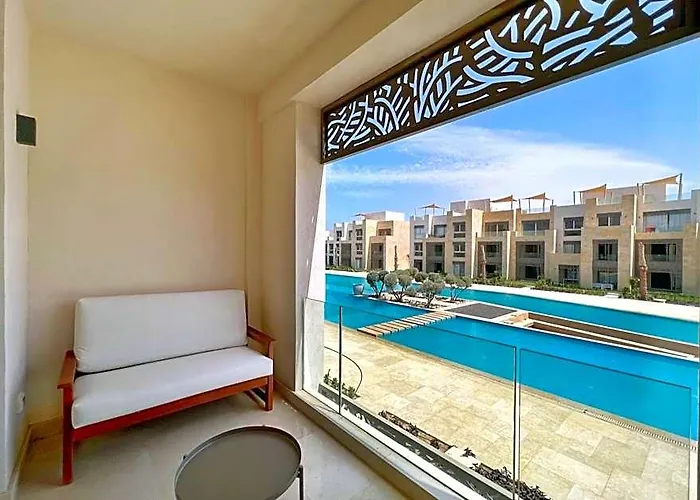 Smooth & Snug 1 Bdr Mangroovy Free & Pool Access Gurdaka