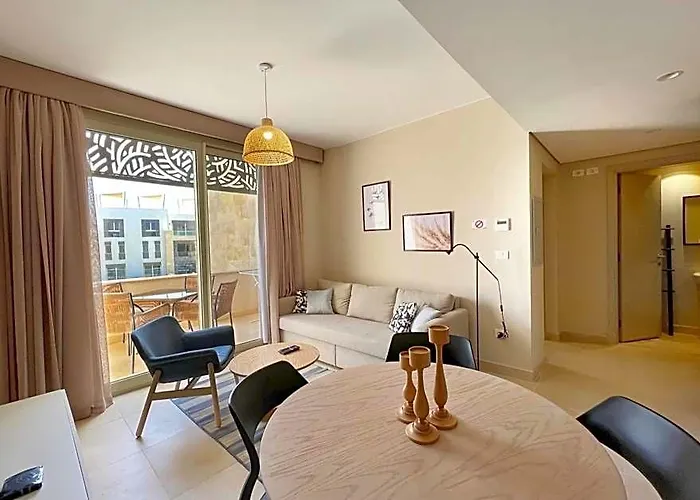 Szálloda Smooth & Snug 1 Bdr Mangroovy Free & Pool Access Gurdaka
